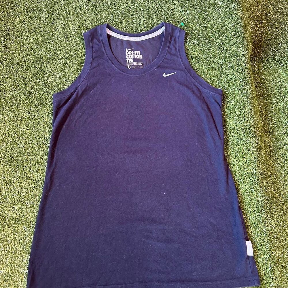 Nike Women's Navy and Blue Vest